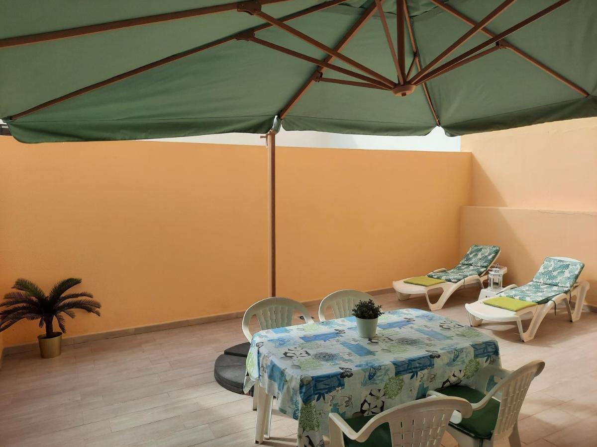 Ziocarlo/Tenerife/Los Cristianos Los Cristianos  Exterior foto